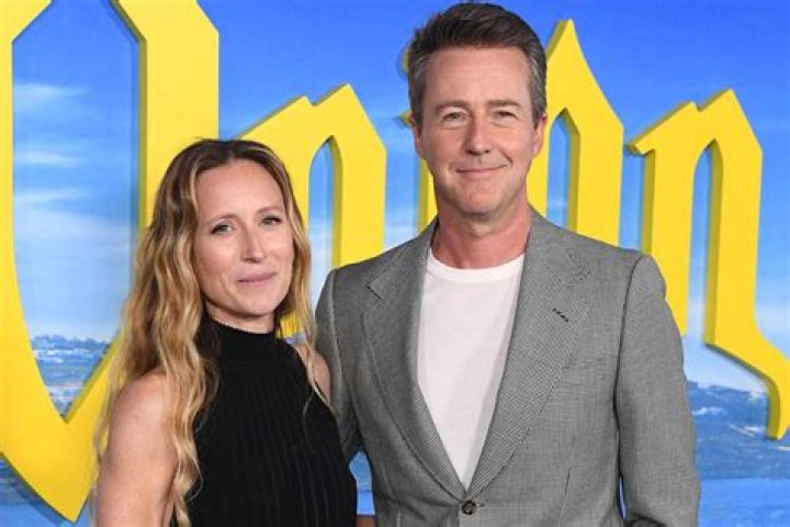 Shaun Robertson: Who is Edward Norton‘s wife?